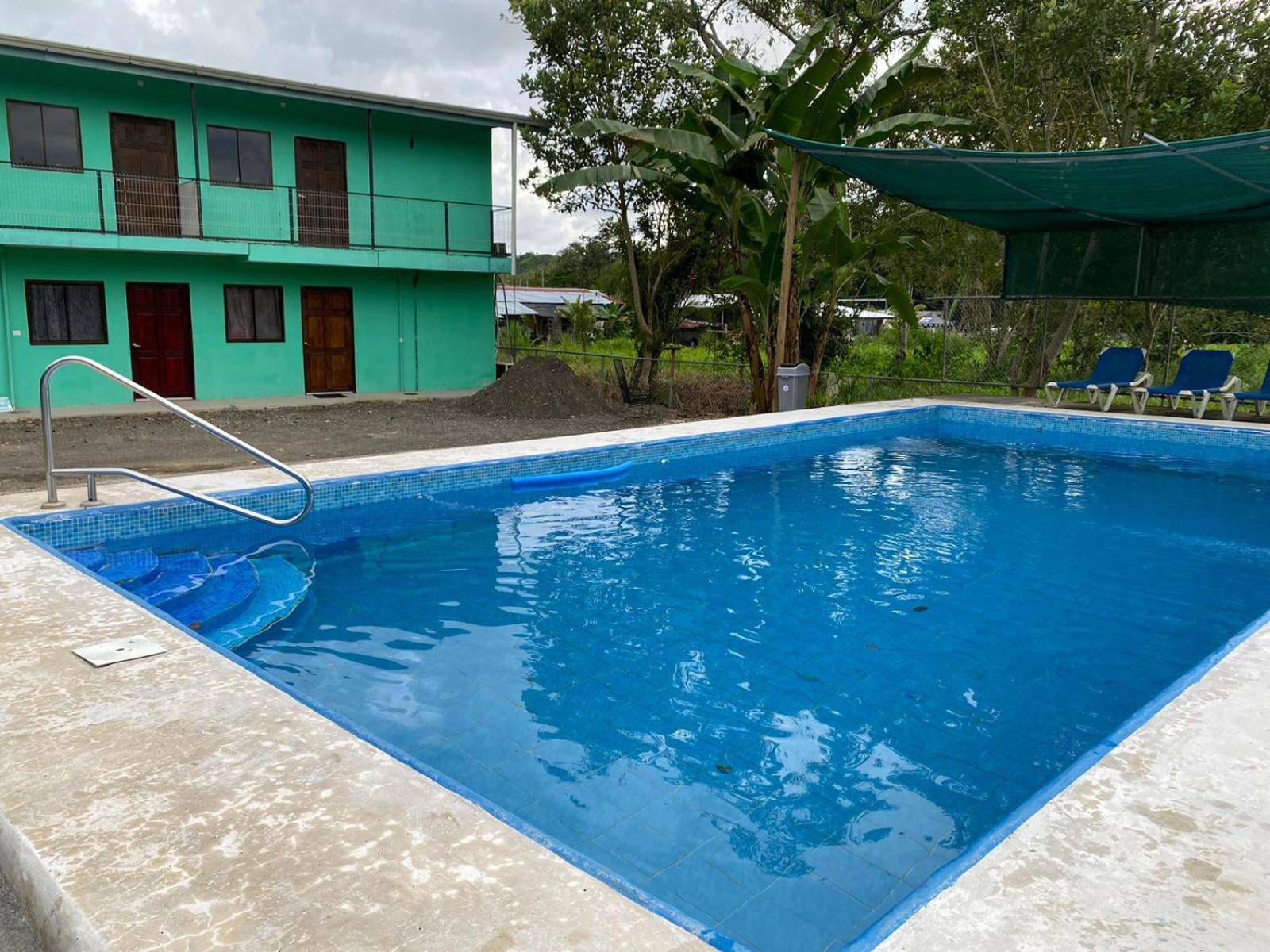 Residencia Las Brisas Griegas Quepos Exterior foto