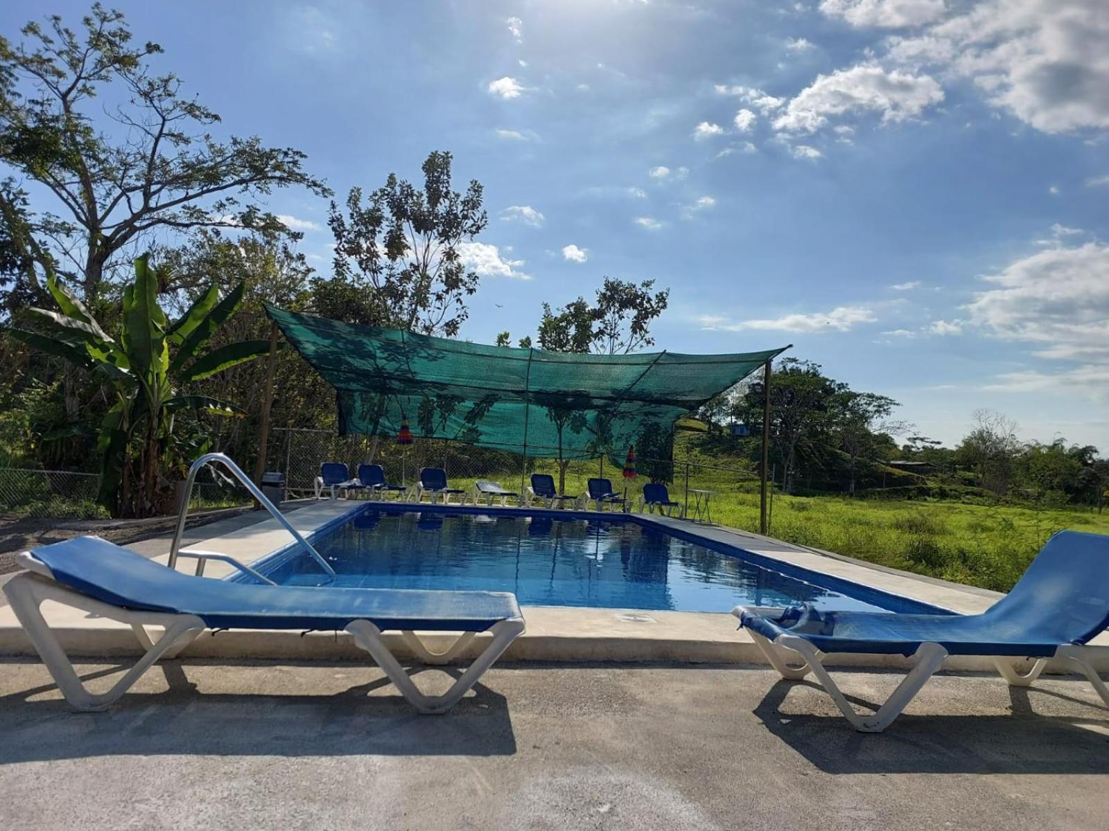 Residencia Las Brisas Griegas Quepos Exterior foto