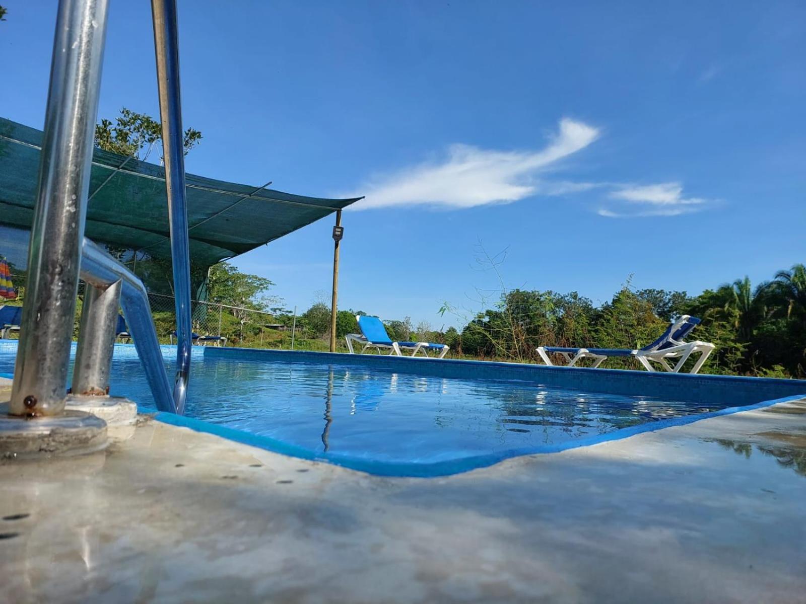 Residencia Las Brisas Griegas Quepos Exterior foto
